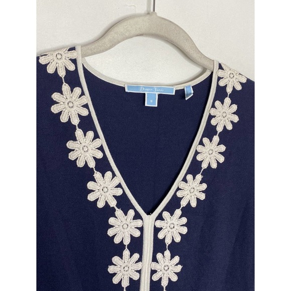 Draper James V neck Sweater Dress Navy Blue/White Flowers Knit A Line Sz Sm - Picture 3 of 5